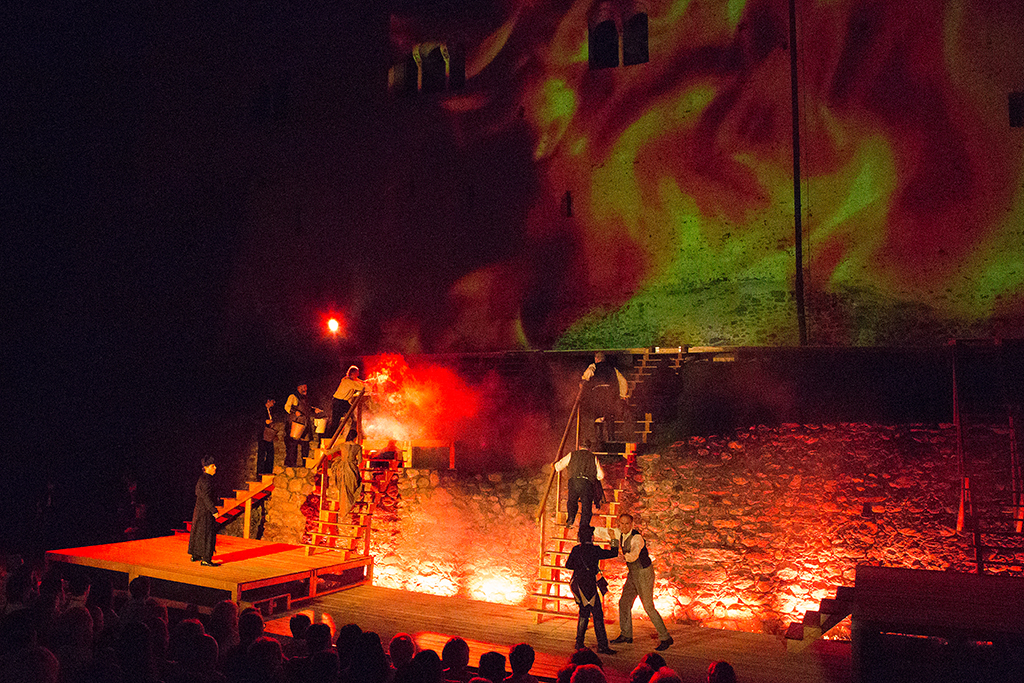 Meraner Festspiele_Die Verfolgten von Luis Zagler2017_Foto Riki Gelf-kl